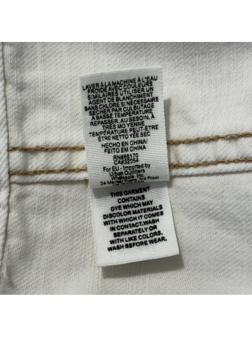 Free People Worn White Denim Trucker Boyfriend Fit Distressed Jacket M/L - Picture 11 of 12